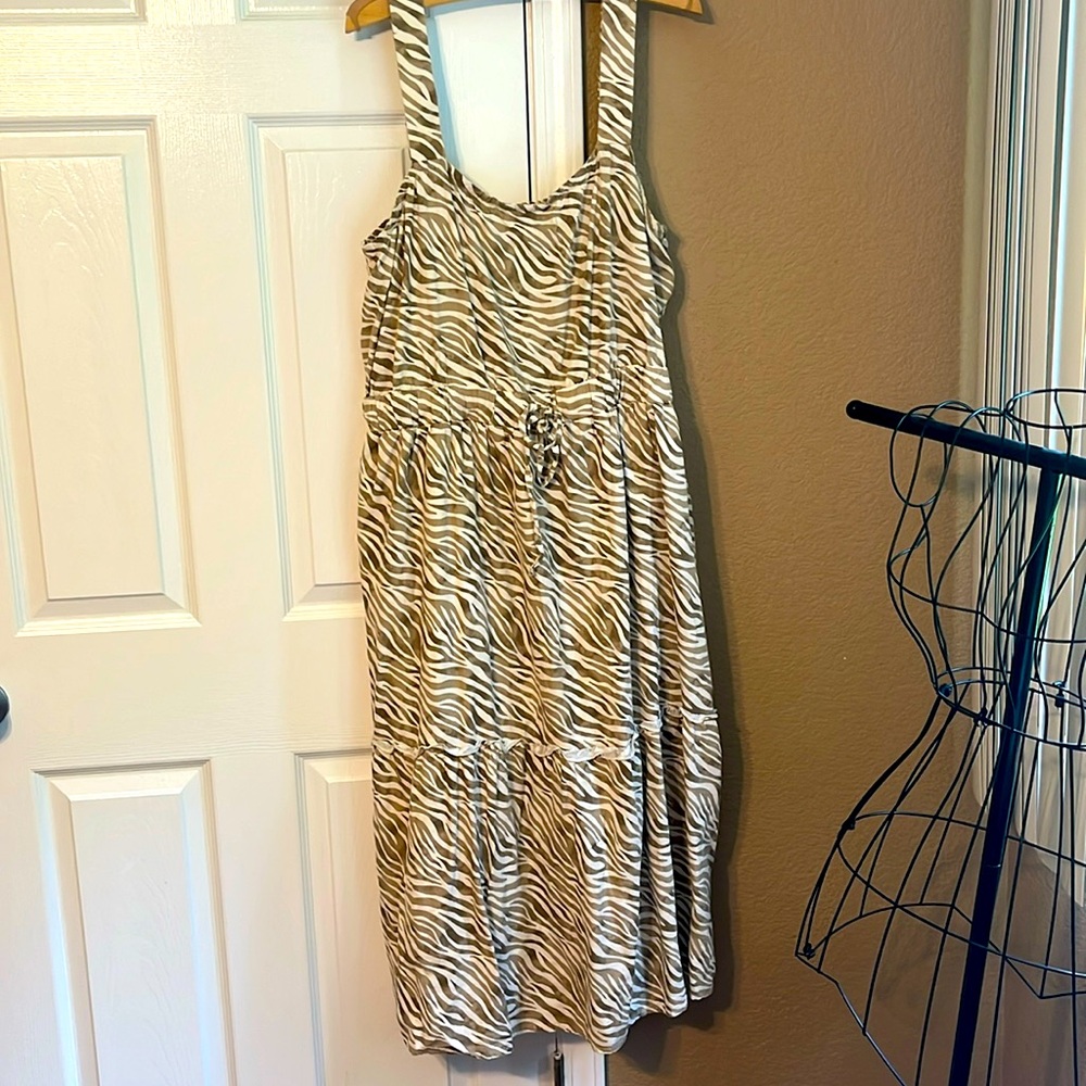 C A C T U S & P E A R L  D R E S S